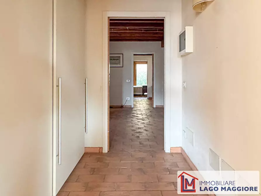 Immagine 32 di Villa in vendita  in Via Fermi a Ranco