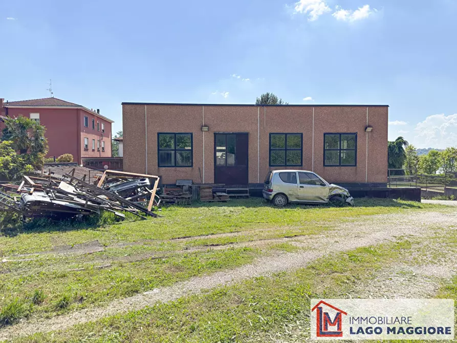 Immagine 11 di Laboratorio in vendita  in Via del Chiostro 21 a Gavirate
