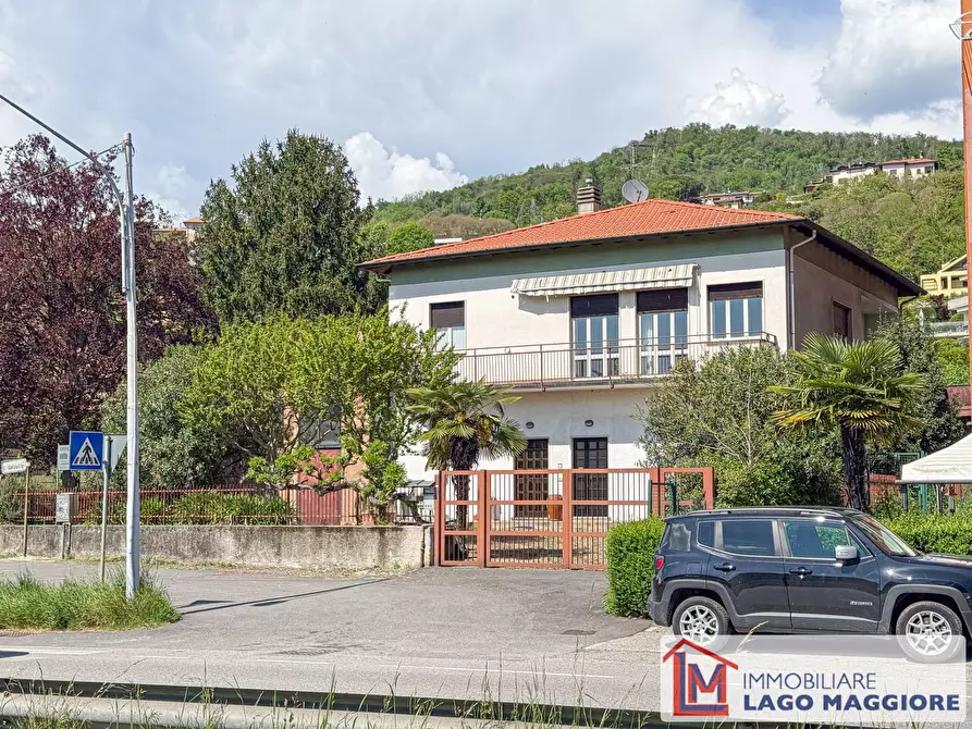 Immagine 12 di Laboratorio in vendita  in Via del Chiostro 21 a Gavirate