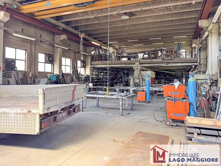 Immagine 37 di Laboratorio in vendita  in Via del Chiostro 21 a Gavirate