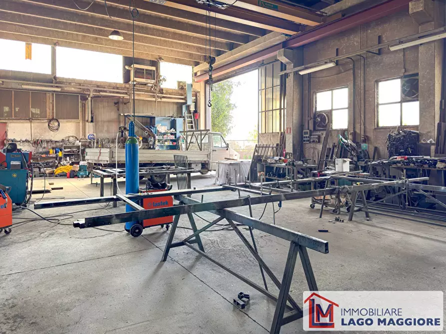 Immagine 39 di Laboratorio in vendita  in Via del Chiostro 21 a Gavirate