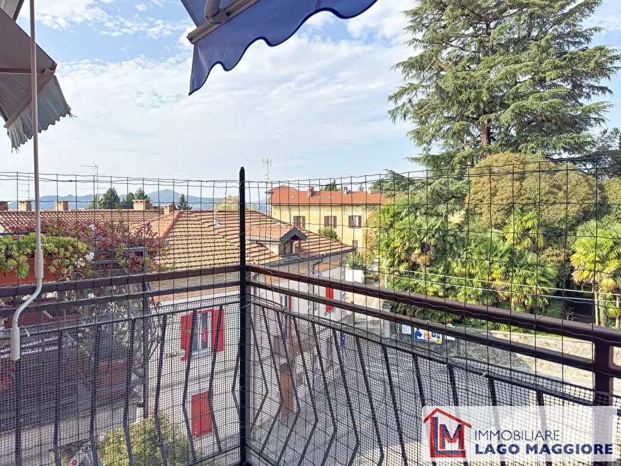 Immagine 10 di Appartamento in vendita  in Via Banetti a Ispra
