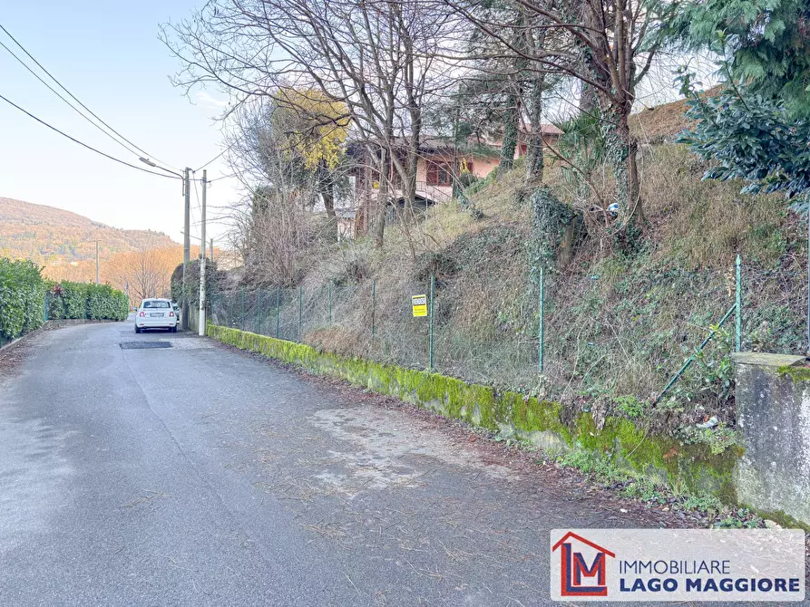 Immagine 4 di Terreno residenziale in vendita  in Via Fontanelle a Caravate