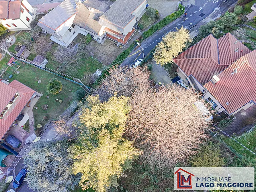 Immagine 10 di Terreno residenziale in vendita  in Via Fontanelle a Caravate
