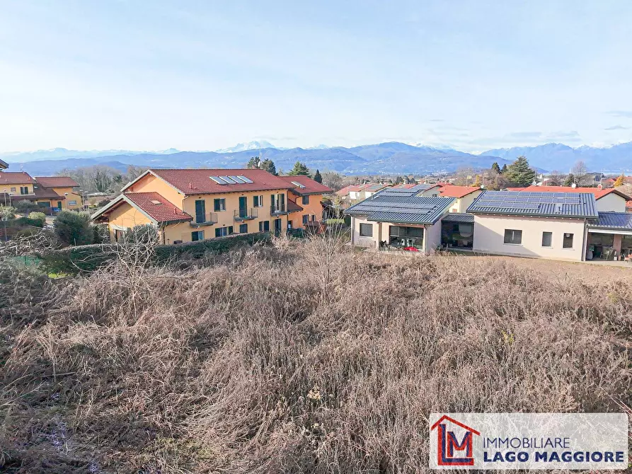 Immagine 3 di Terreno residenziale in vendita  in Via Roma a Cadrezzate Con Osmate