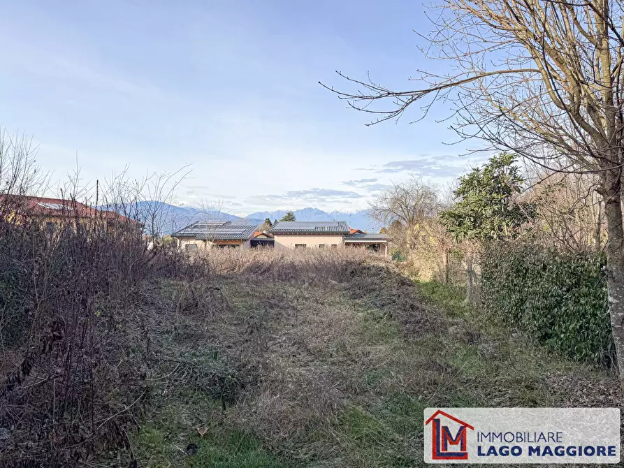 Immagine 8 di Terreno residenziale in vendita  in Via Roma a Cadrezzate Con Osmate