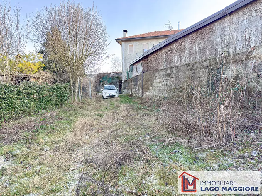 Immagine 15 di Terreno residenziale in vendita  in Via Roma a Cadrezzate Con Osmate
