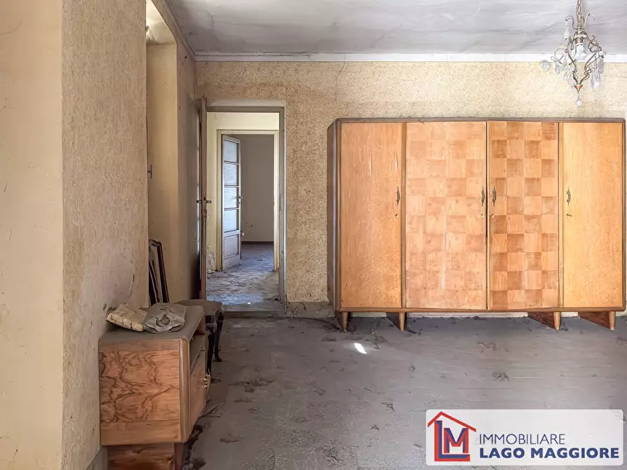 Immagine 11 di Casa indipendente in vendita  in Via Milano 43 a Angera