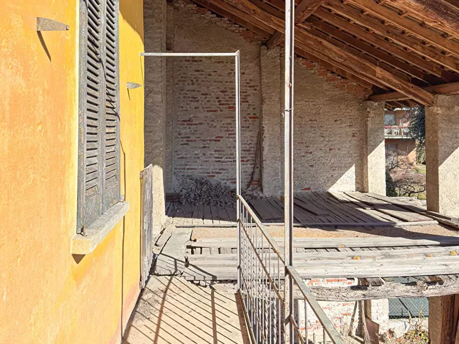 Immagine 19 di Casa indipendente in vendita  in Via Milano 43 a Angera