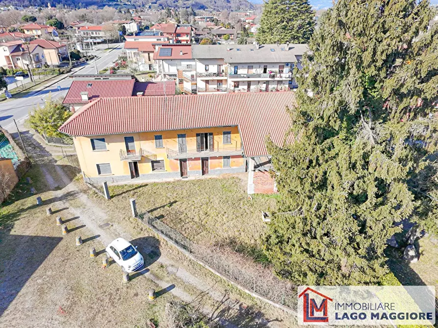 Immagine 34 di Casa indipendente in vendita  in Via Milano 43 a Angera
