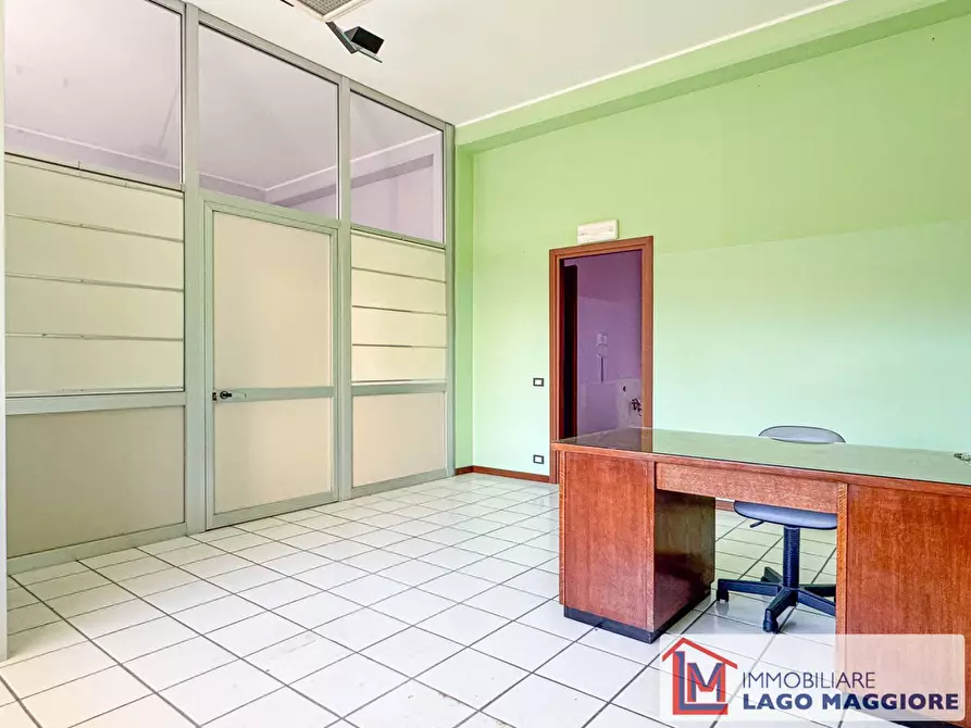 Immagine 12 di Negozio in vendita  in Via Lavandè 6 a Monvalle