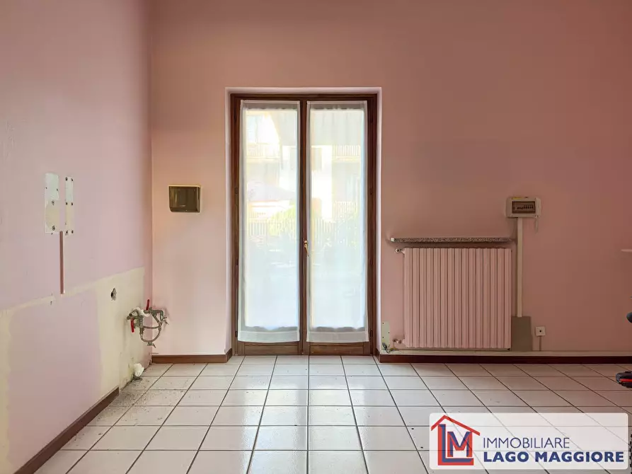 Immagine 15 di Negozio in vendita  in Via Lavandè 6 a Monvalle