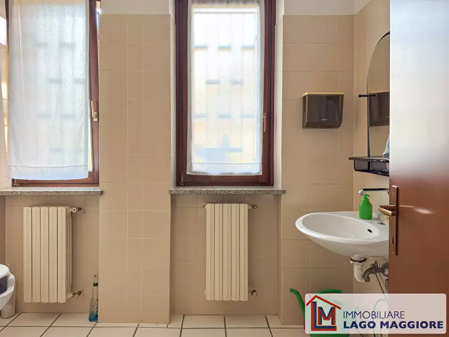 Immagine 25 di Negozio in vendita  in Via Lavandè 6 a Monvalle
