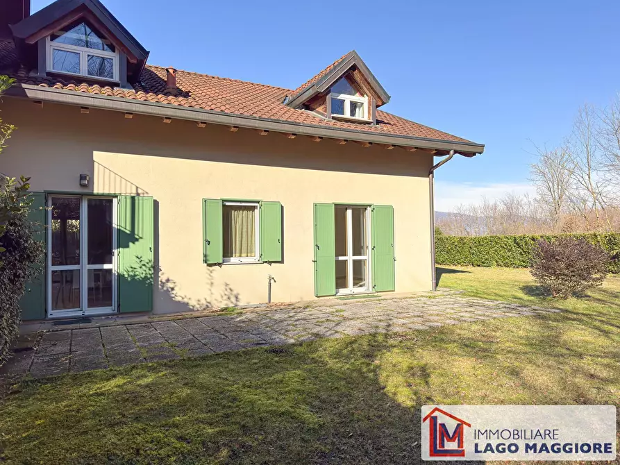 Immagine 4 di Villa in vendita  in Via Milano 1037 a Ispra
