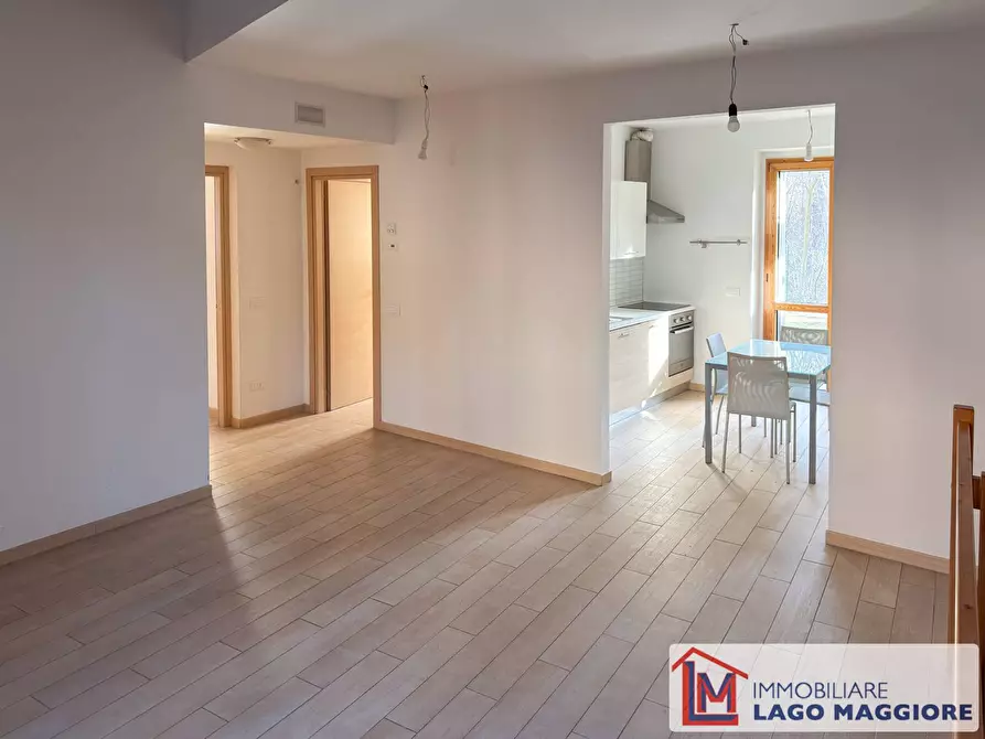 Immagine 19 di Villa in vendita  in Via Milano 1037 a Ispra