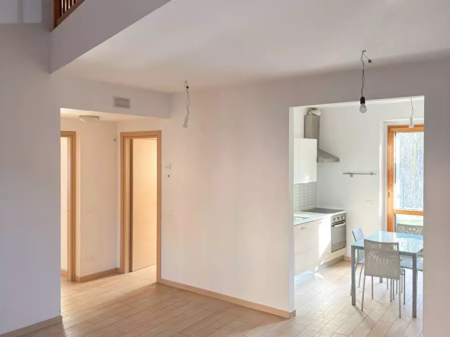 Immagine 20 di Villa in vendita  in Via Milano 1037 a Ispra