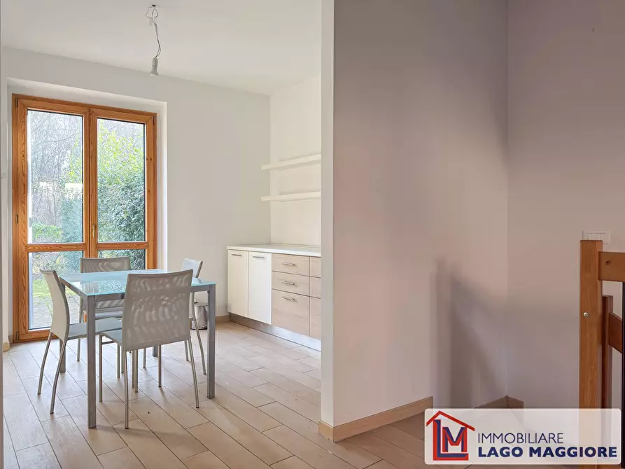 Immagine 28 di Villa in vendita  in Via Milano 1037 a Ispra