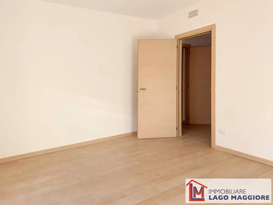 Immagine 38 di Villa in vendita  in Via Milano 1037 a Ispra