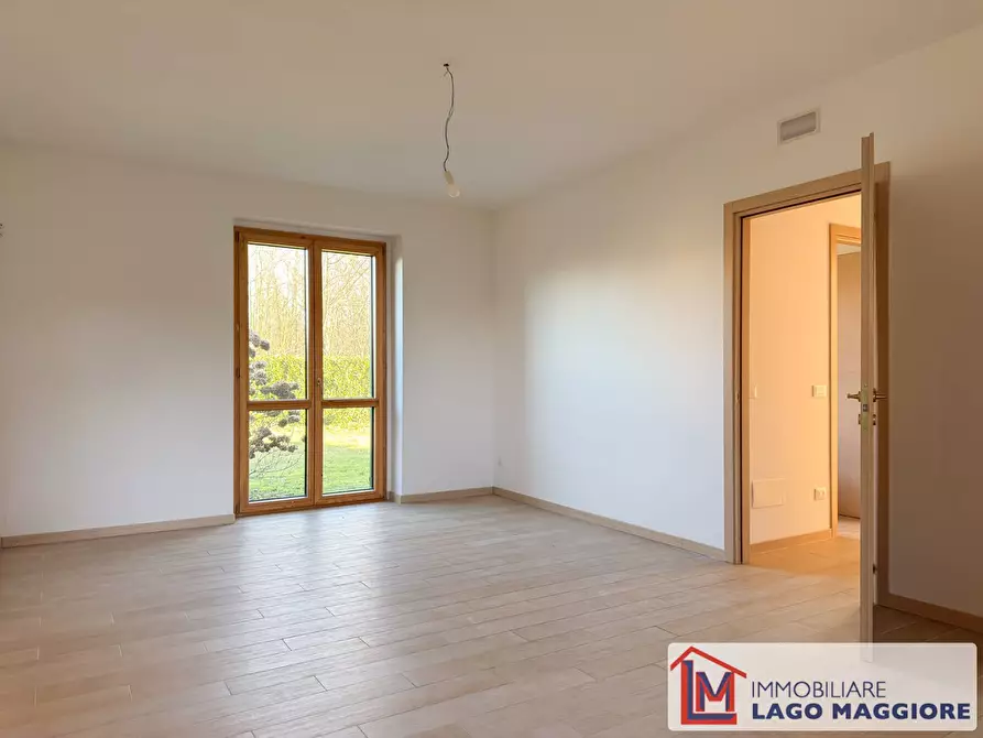 Immagine 40 di Villa in vendita  in Via Milano 1037 a Ispra