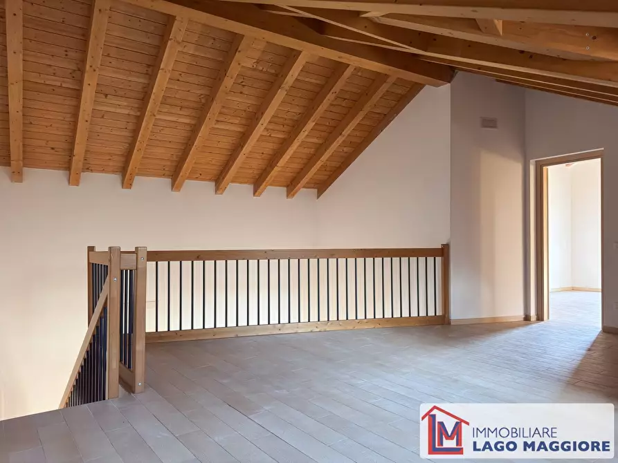 Immagine 45 di Villa in vendita  in Via Milano 1037 a Ispra