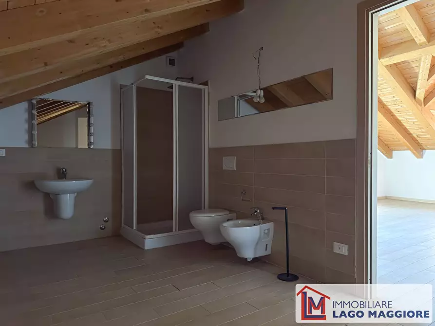 Immagine 54 di Villa in vendita  in Via Milano 1037 a Ispra