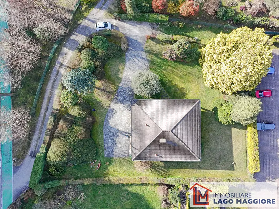 Immagine 5 di Villa in vendita  in Via Quassa 15 a Ranco