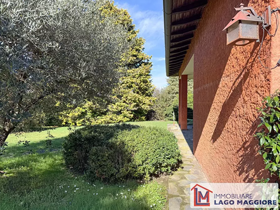 Immagine 19 di Villa in vendita  in Via Quassa 15 a Ranco