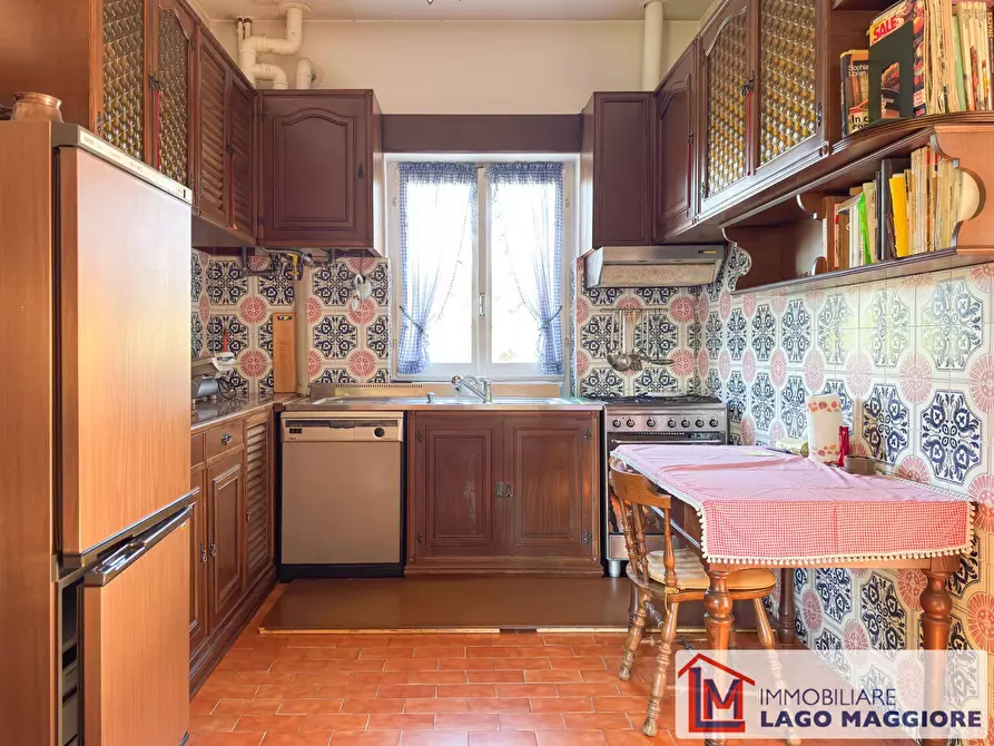 Immagine 29 di Villa in vendita  in Via Quassa 15 a Ranco
