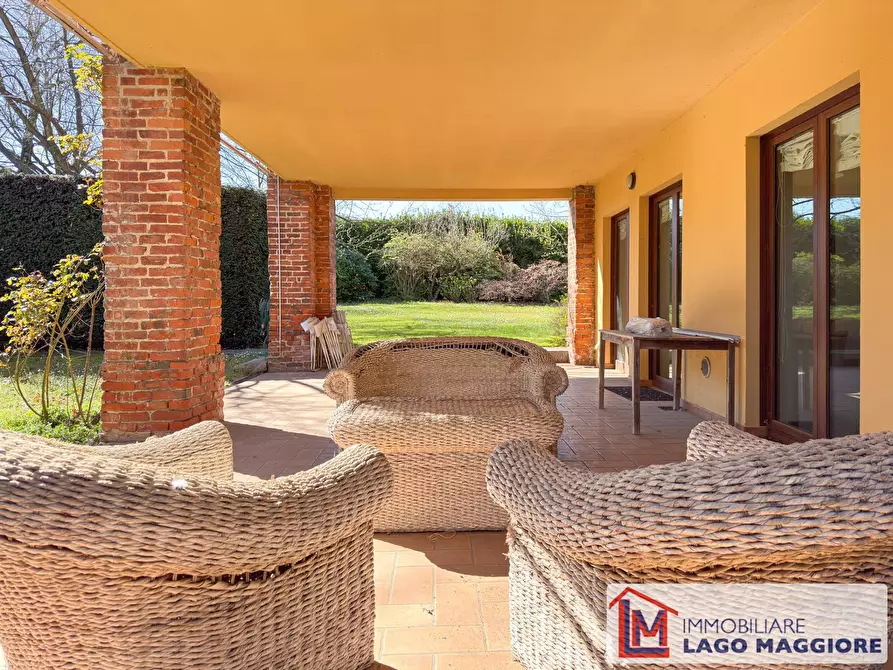 Immagine 13 di Villa in vendita  in Via Monzeglio 86 a Ispra