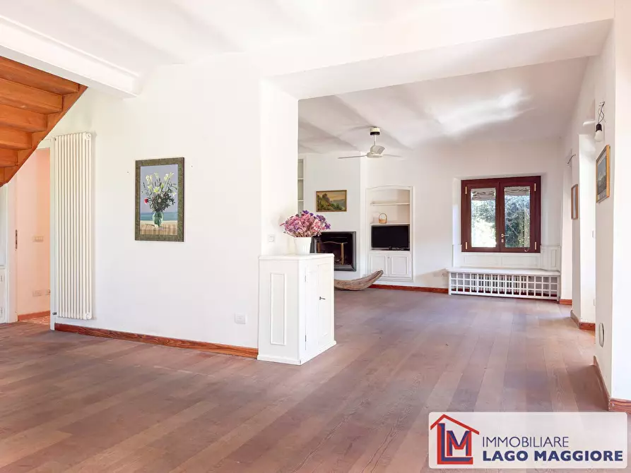 Immagine 21 di Villa in vendita  in Via Monzeglio 86 a Ispra
