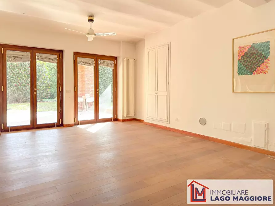 Immagine 30 di Villa in vendita  in Via Monzeglio 86 a Ispra