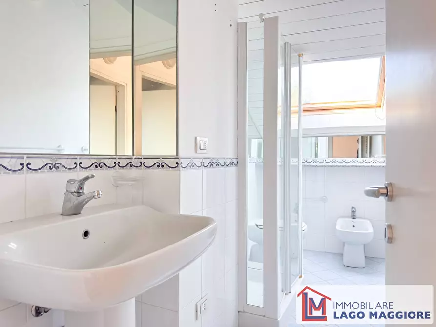 Immagine 61 di Villa in vendita  in Via Monzeglio 86 a Ispra