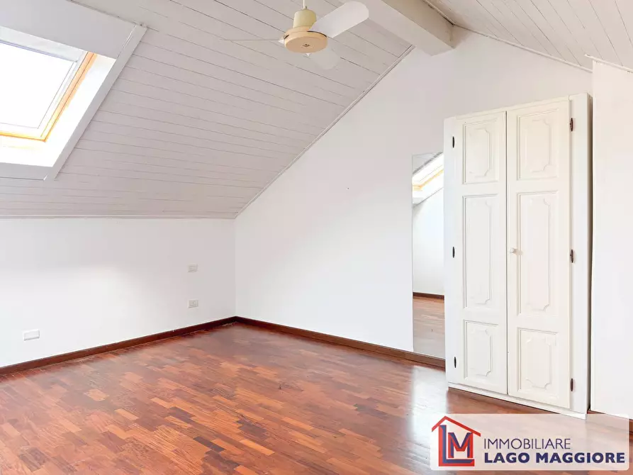 Immagine 63 di Villa in vendita  in Via Monzeglio 86 a Ispra