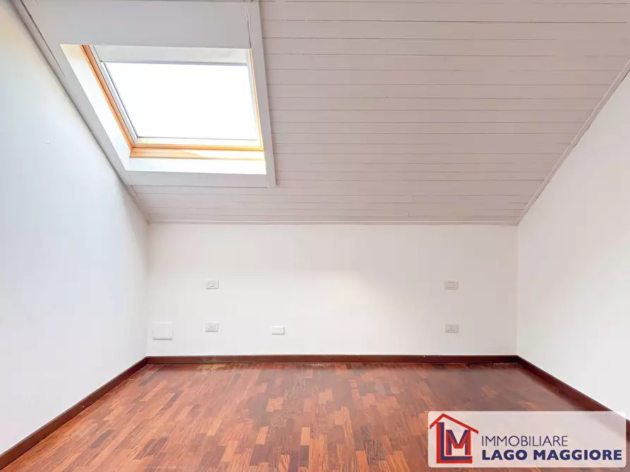 Immagine 65 di Villa in vendita  in Via Monzeglio 86 a Ispra