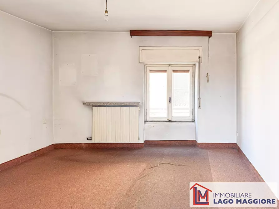 Immagine 19 di Palazzo in vendita  in Via Roma 17 a Brebbia