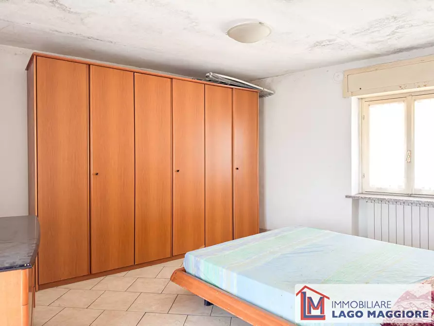 Immagine 26 di Palazzo in vendita  in Via Roma 17 a Brebbia