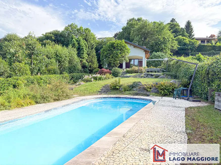 Immagine 1 di Villa in vendita  in Via Alberto a Ranco