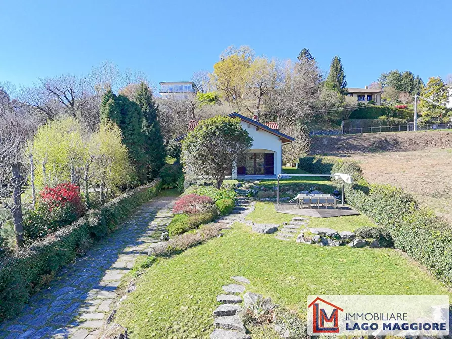 Immagine 10 di Villa in vendita  in Via Alberto a Ranco