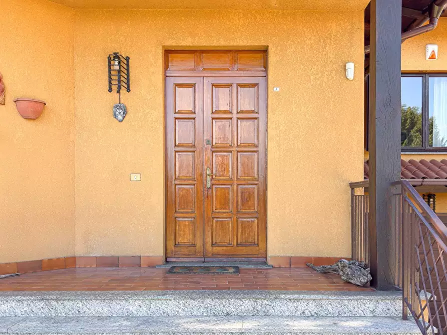 Immagine 15 di Villa in vendita  in Via Mazzini 21 a Ispra