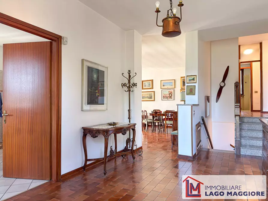 Immagine 16 di Villa in vendita  in Via Mazzini 21 a Ispra