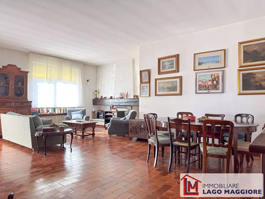 Immagine 17 di Villa in vendita  in Via Mazzini 21 a Ispra