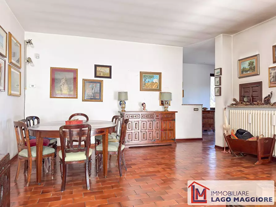 Immagine 21 di Villa in vendita  in Via Mazzini 21 a Ispra