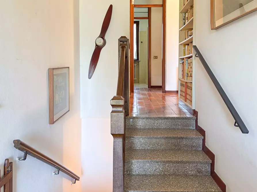 Immagine 29 di Villa in vendita  in Via Mazzini 21 a Ispra