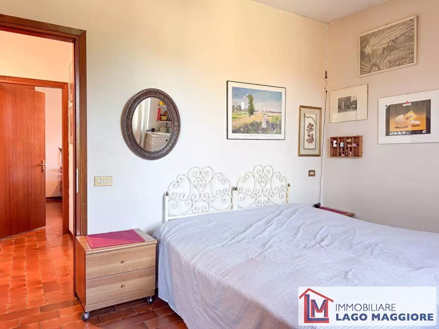 Immagine 34 di Villa in vendita  in Via Mazzini 21 a Ispra