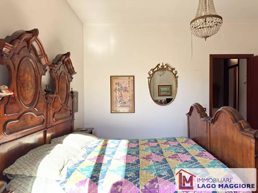 Immagine 43 di Villa in vendita  in Via Mazzini 21 a Ispra