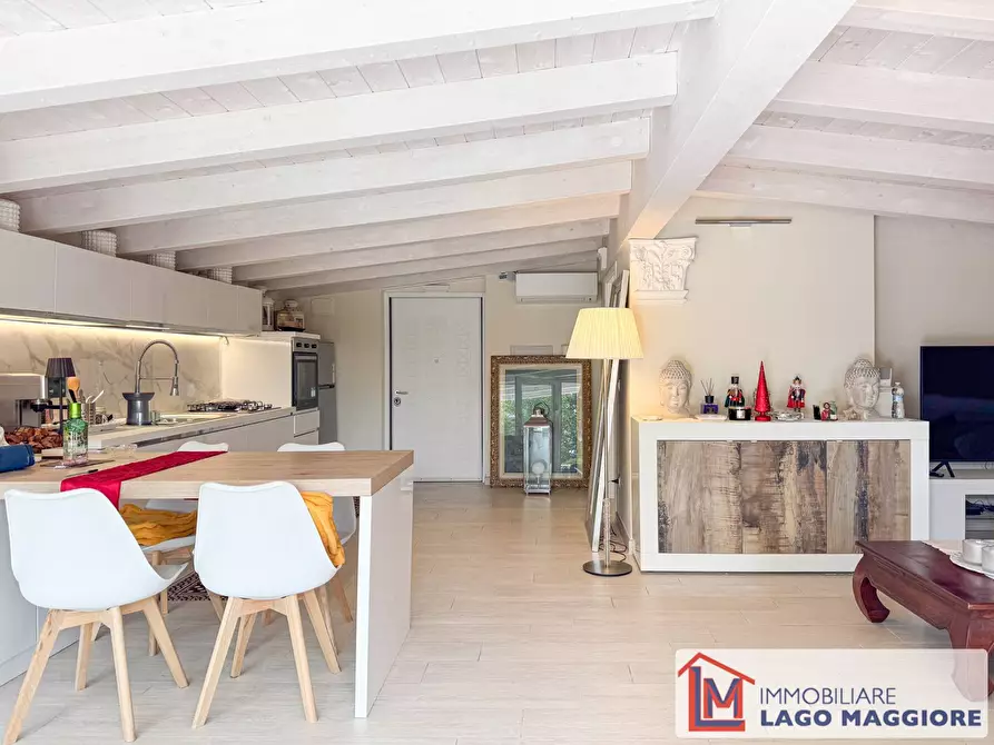 Immagine 28 di Villa in vendita  in Via Fiume 46 a Varese