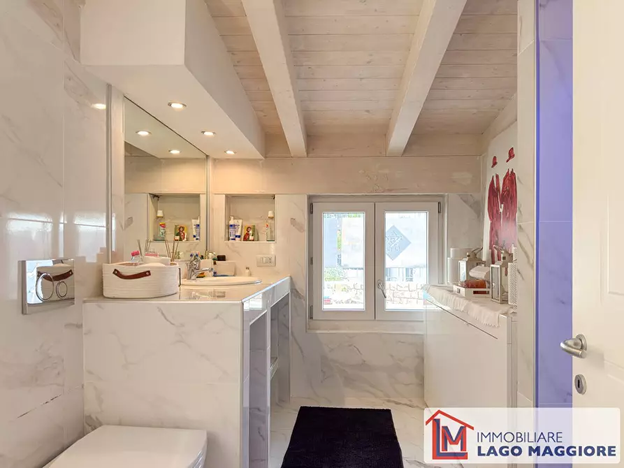 Immagine 31 di Villa in vendita  in Via Fiume 46 a Varese