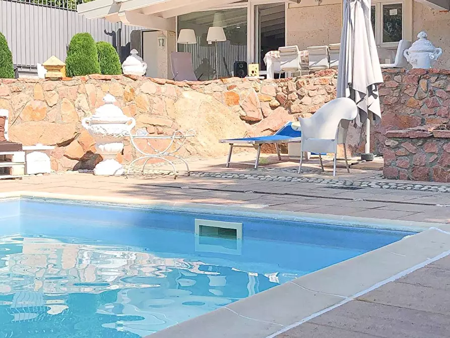 Immagine 38 di Villa in vendita  in Via Fiume 46 a Varese