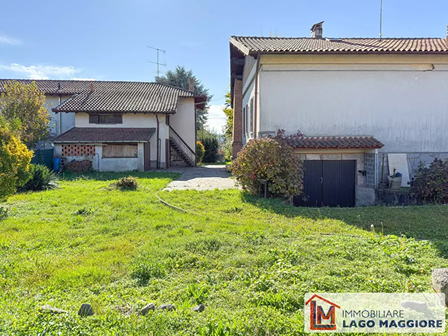 Immagine 5 di Villa in vendita  in Via Sempione 13 a Sesto Calende