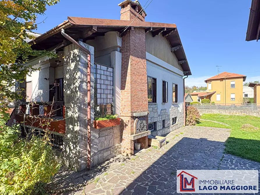 Immagine 4 di Villa in vendita  in Via Sempione 13 a Sesto Calende